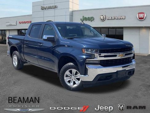 Used 2020 Chevrolet Silverado 1500 LT AWD/4WD image 1