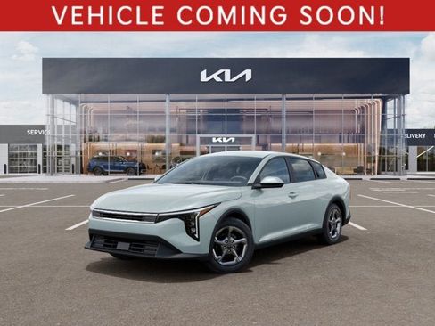 New 2026 Kia K4 FWD image 1