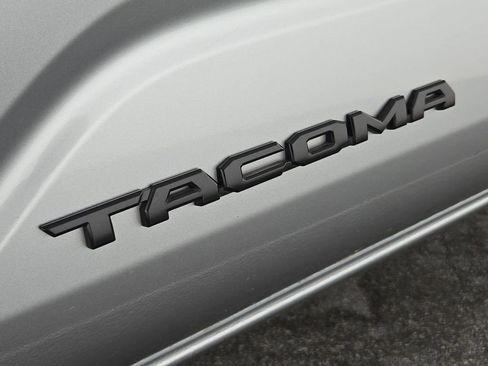 Used 2024 Toyota Tacoma TRD Off-Road AWD/4WD image 36