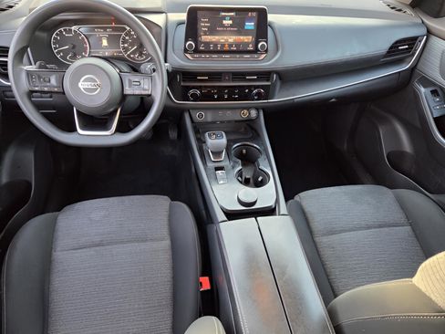 Used 2021 Nissan Rogue S image 14