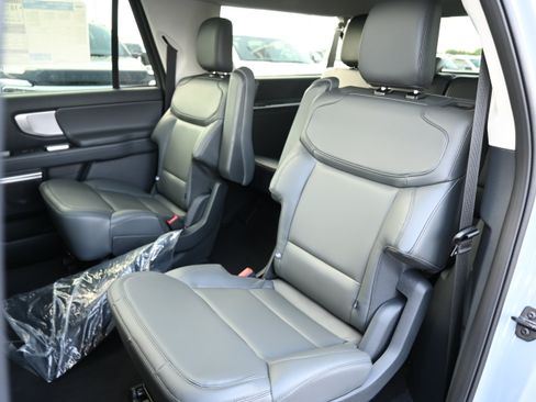 New 2027 Ford Expedition Max Active RWD image 35