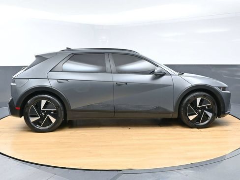 Used 2025 Hyundai Ioniq 5 SEL RWD image 54