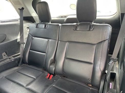 Used 2021 Ford Explorer Limited w/ Equipment Group 301A image 13