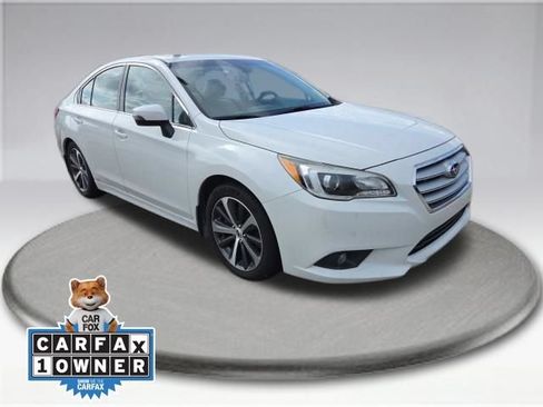 Used 2017 Subaru Legacy 3.6R Limited AWD/4WD image 2