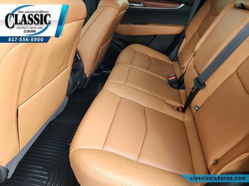 Used 2025 Cadillac XT5 Premium Luxury AWD/4WD image 31
