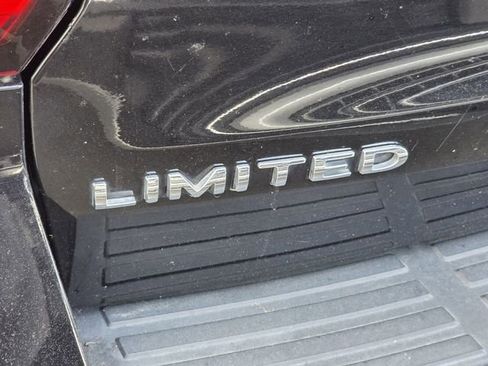 Certified 2022 Ford Expedition Limited image 9