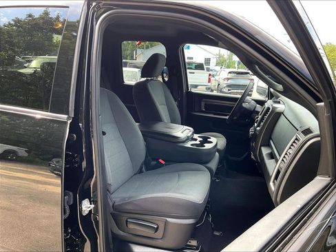 Used 2022 RAM 1500 Warlock AWD/4WD image 11