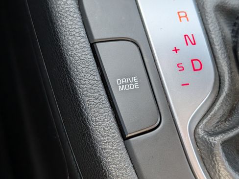 Certified 2024 Kia Forte LXS w/ LXS Technology Package FWD image 28
