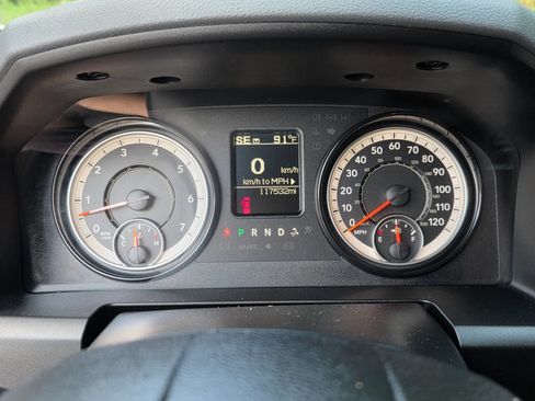 Used 2019 RAM 1500 Warlock AWD/4WD image 18