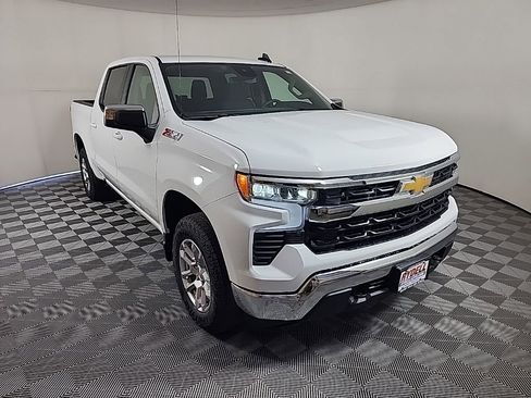 New 2026 Chevrolet Silverado 1500 LT image 2