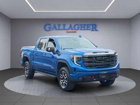 Used 2024 GMC Sierra 1500 AT4 w/ AT4 Premium Package AWD/4WD image 1