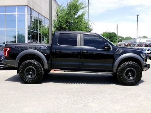 Used 2018 Ford F150 Raptor w/ Equipment Group 802A Luxury AWD/4WD image 4