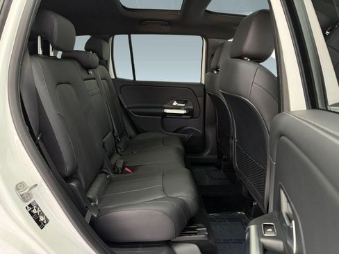 Certified 2023 Mercedes-Benz GLB 250 image 25