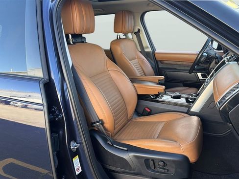 Used 2018 Land Rover Discovery HSE Luxury AWD/4WD image 14