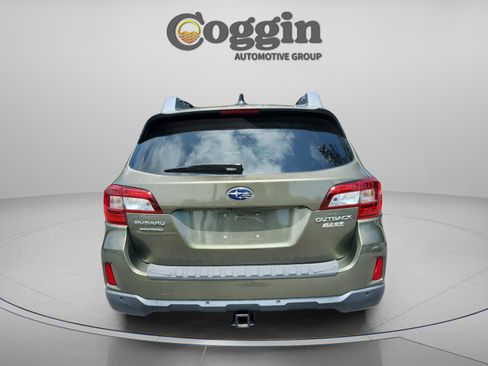 Used 2017 Subaru Outback 2.5i Limited AWD/4WD image 4