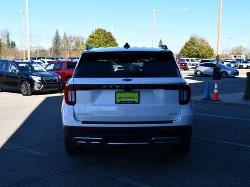 Used 2026 Ford Explorer Active w/ Active Comfort Package AWD/4WD image 5