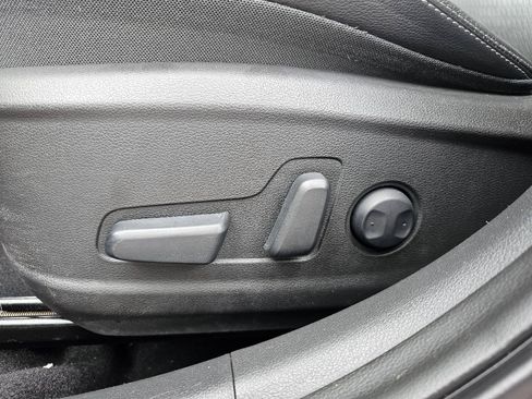 Used 2019 Hyundai Kona Ultimate FWD image 8