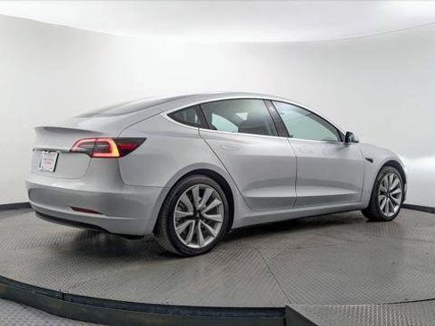 Used 2018 Tesla Model 3 Long Range RWD image 7