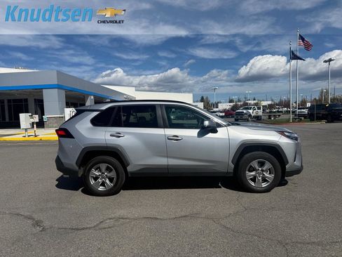 Used 2024 Toyota RAV4 XLE image 8