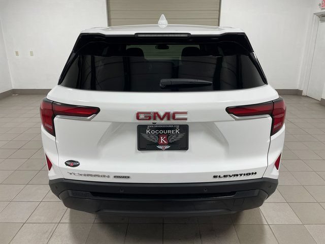 Used 2025 GMC Terrain Elevation AWD/4WD image 5