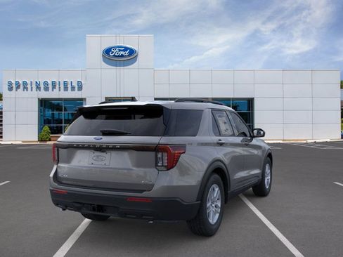 New 2026 Ford Explorer Active image 8