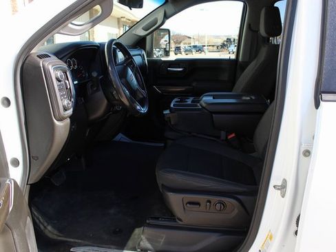 Used 2022 Chevrolet Silverado 2500 LT w/ Convenience Package image 8