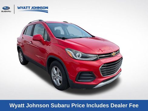 Used 2017 Chevrolet Trax LT w/ LT Convenience Package FWD image 8