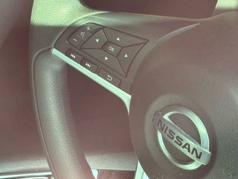 Used 2022 Nissan Altima 2.5 S image 9