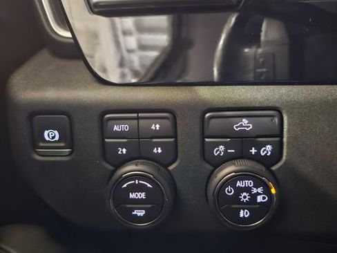 Used 2023 Chevrolet Silverado 1500 RST AWD/4WD image 37
