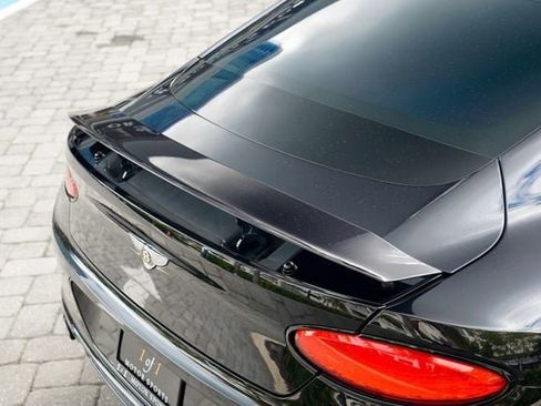 Used 2020 Bentley Continental GT V8 image 92