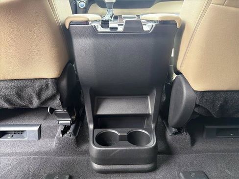Used 2024 Toyota Sienna XLE AWD/4WD image 24