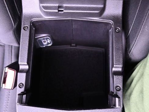 Used 2022 Jeep Wrangler Unlimited Sport AWD/4WD image 21