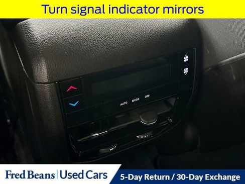 Used 2021 Jeep Grand Cherokee L Laredo w/ Luxury Tech Group I image 29