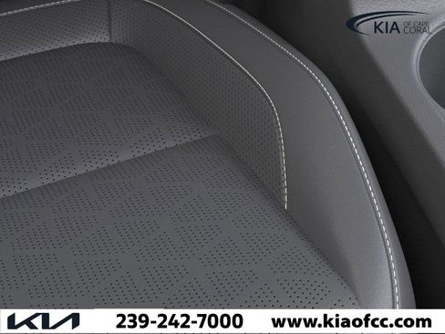 New 2026 Kia Seltos SX image 24