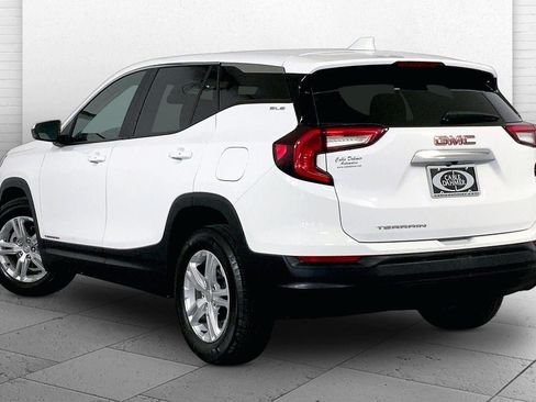 Used 2024 GMC Terrain SLE FWD image 13