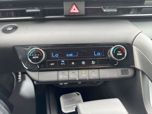 New 2026 Hyundai Elantra SEL Sport FWD image 25