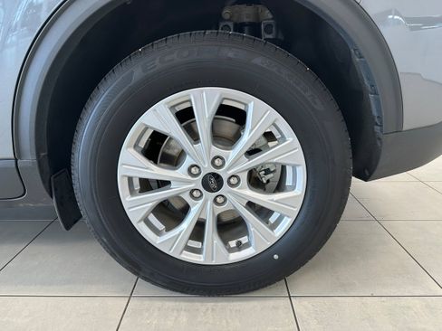 Used 2024 Ford Escape Active AWD/4WD image 8