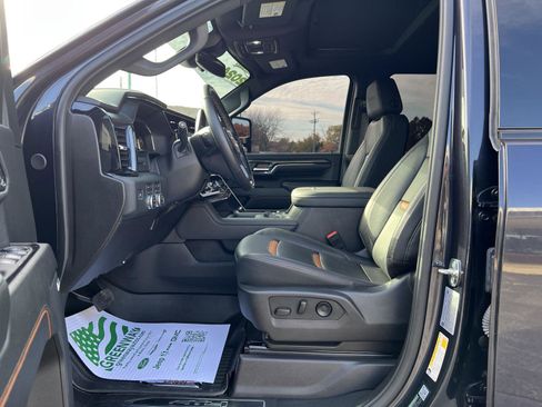 Used 2024 GMC Sierra 2500 AT4 w/ AT4 Preferred Package image 21