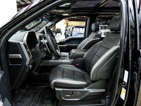 Used 2018 Ford F150 Raptor w/ Equipment Group 802A Luxury AWD/4WD image 12