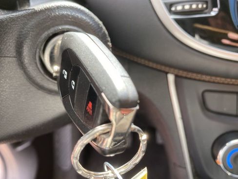 Used 2020 Chevrolet Trax LS image 30