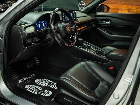 Used 2024 Honda Accord Sport image 8