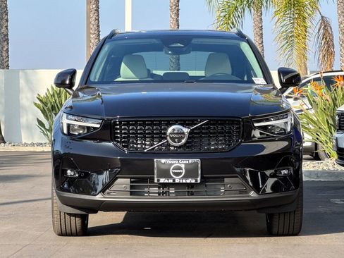 New 2026 Volvo XC40 B5 Ultra image 8