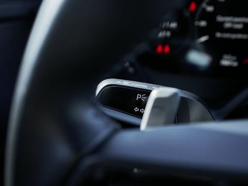 Used 2024 Porsche 911 Carrera S w/ Sport Package image 44