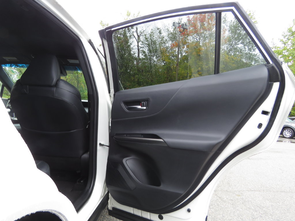 Used 2021 Toyota Venza XLE w/ Softex Package AWD/4WD image 15