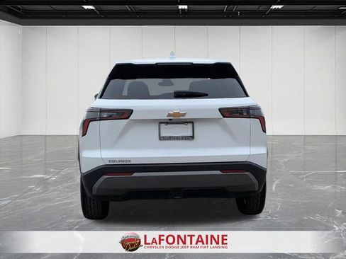 Used 2025 Chevrolet Equinox LT image 4