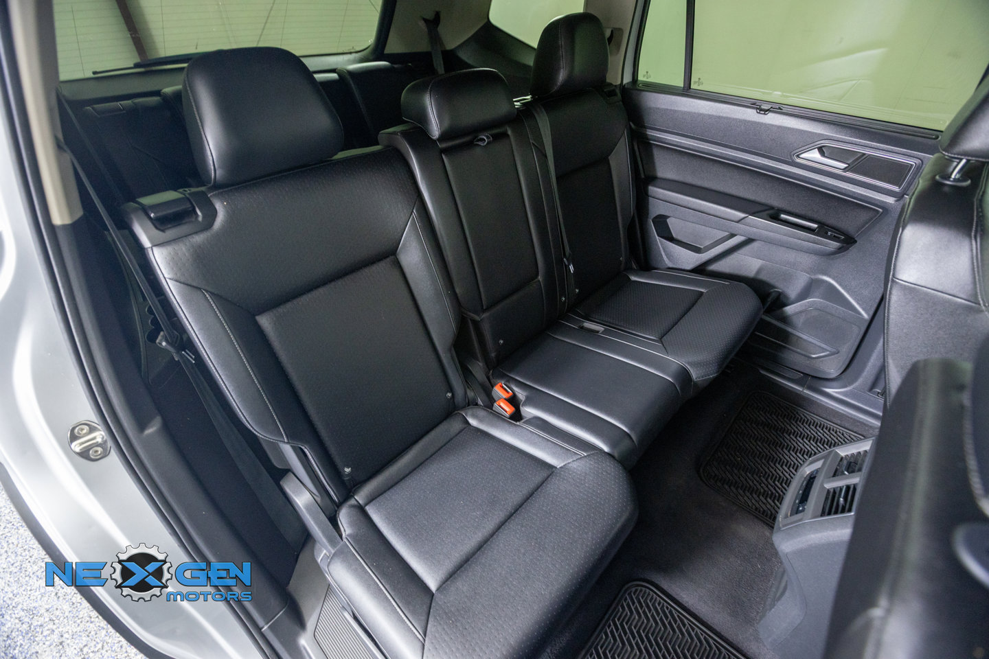 Used 2019 Volkswagen Atlas SE w/ Towing Package AWD/4WD image 40