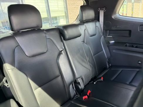 Certified 2025 Kia Telluride SX Prestige X-Pro AWD/4WD image 35