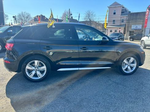 Used 2018 Audi Q5 2.0T Premium AWD/4WD image 4