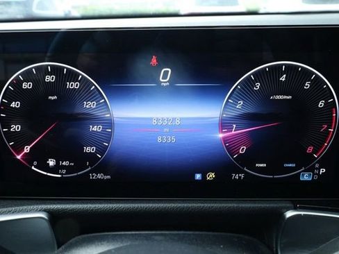 Used 2024 Mercedes-Benz GLB 250 image 13