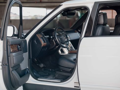Used 2019 Land Rover Range Rover HSE AWD/4WD image 11